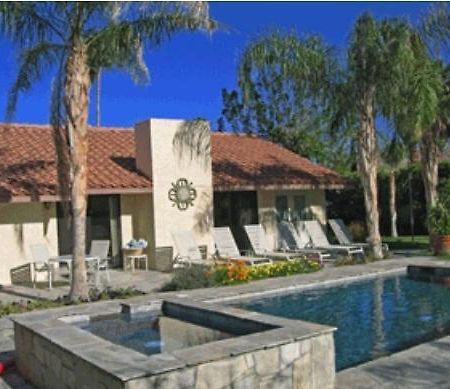 Triangle Inn Clothing Optional Resort For Men Palm Springs Eksteriør bilde
