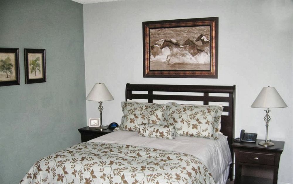 Triangle Inn Clothing Optional Resort For Men Palm Springs Eksteriør bilde